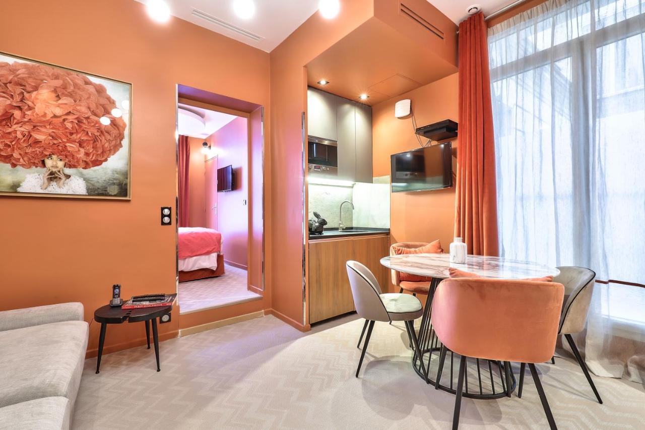 Hotel 33 Marbeuf Paris Exteriör bild