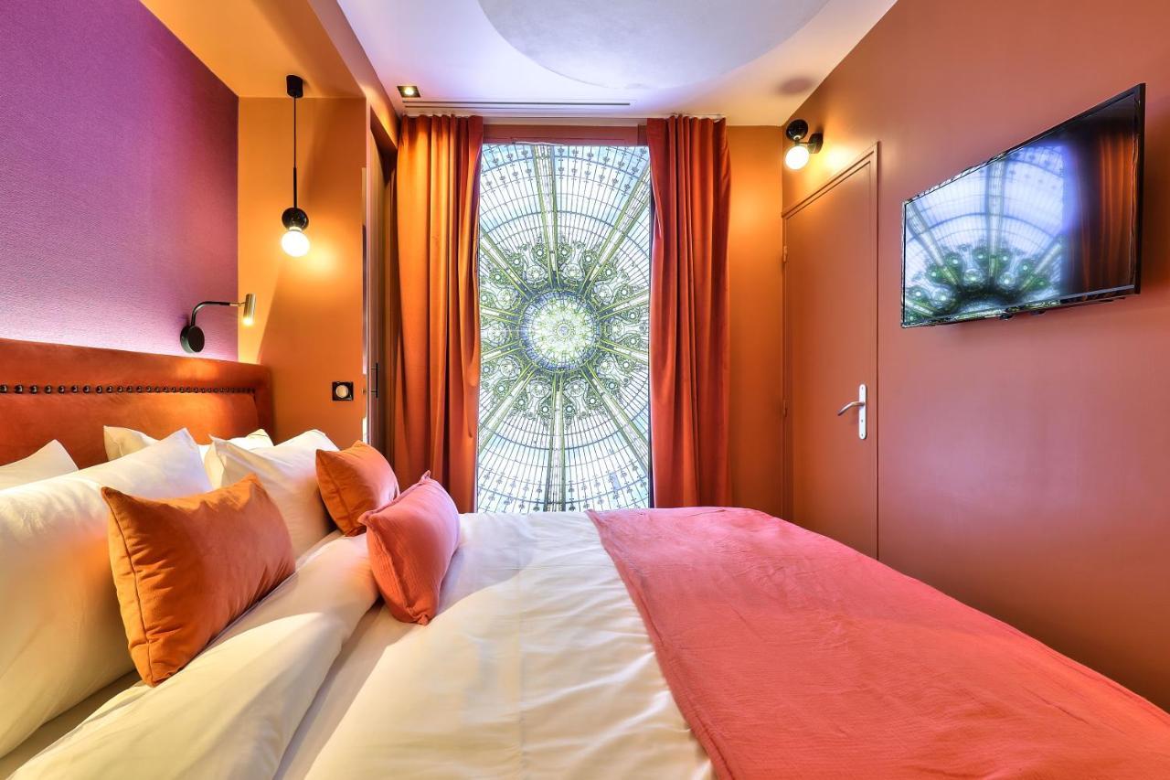 Hotel 33 Marbeuf Paris Exteriör bild